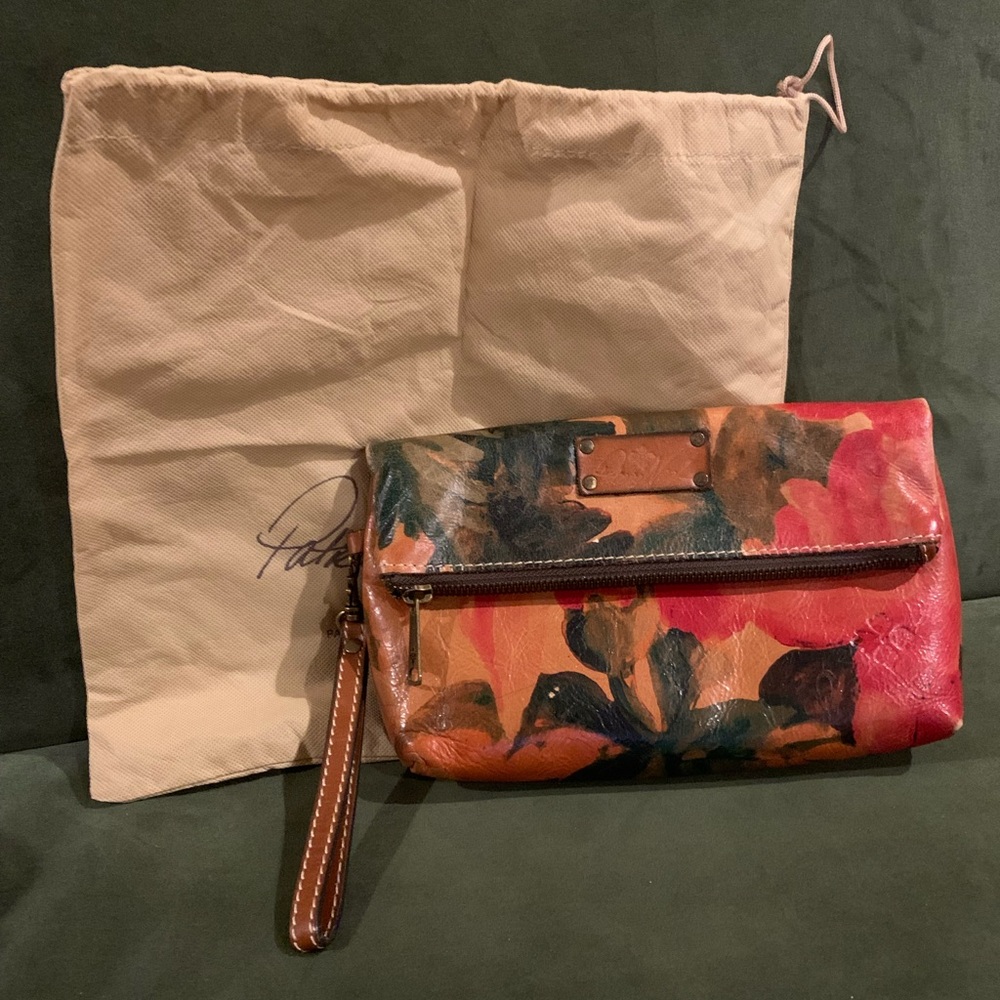 Patricia Nash Valerie Fold-Over Floral Leather Wristlet Clutch